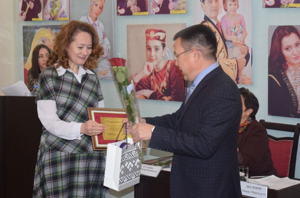 Благодарственные письма от Областной Ассамблеи народа Казахстана